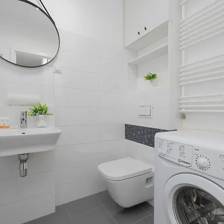 Appartement Studio With Balcony Near The Pge Stadium By Renters