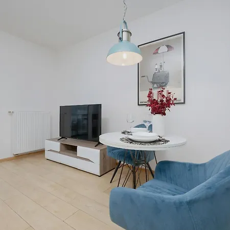 Studio With Balcony Near The Pge Stadium By Renters Appartement *