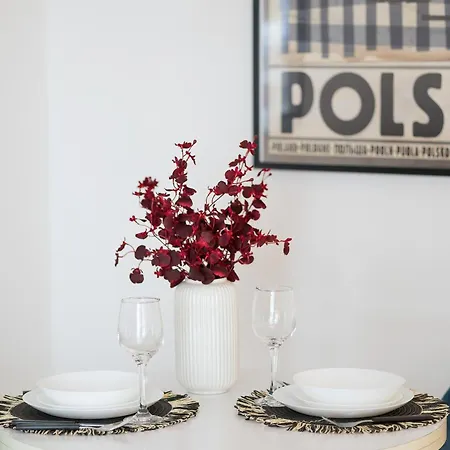 Appartement Studio With Balcony Near The Pge Stadium By Renters *