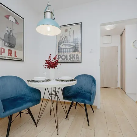 Studio With Balcony Near The Pge Stadium By Renters *